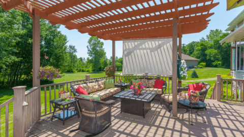 Deck and patio trade service image